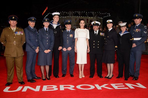 Анджелина Джоли