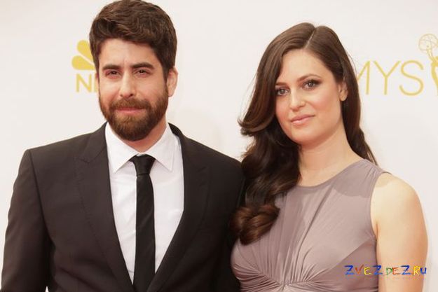 Подружка Адама Голдберга решилась на вторую беременность