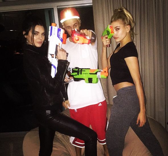 Джастин Бибер, Кендалл Дженнер и Хейли Болдуин