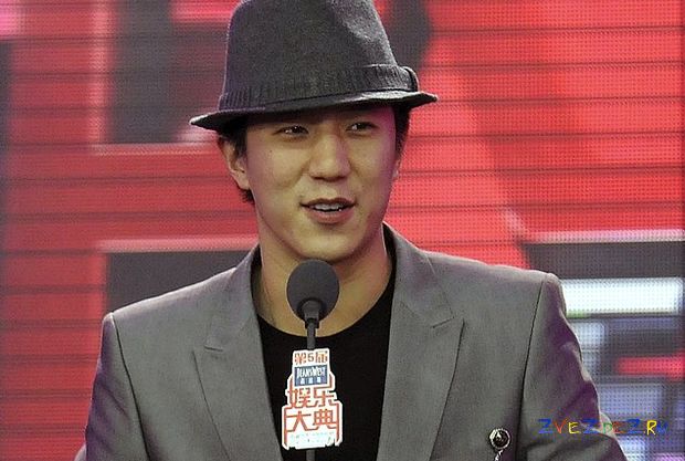 Сыну Джеки Чана предъявлено обвинение