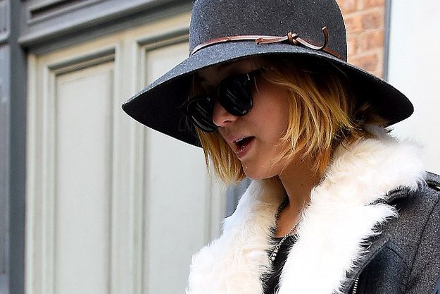 Нью-Йоркские холода застали врасплох Дженнифер Лоуренс