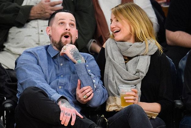 Кэмерон Диаз зацеловала Бенджи Мэддена на баскетбольном матче