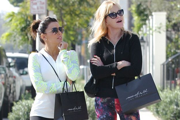 Ева Лонгория и Мелани Гриффит вместе прошлись по магазинам