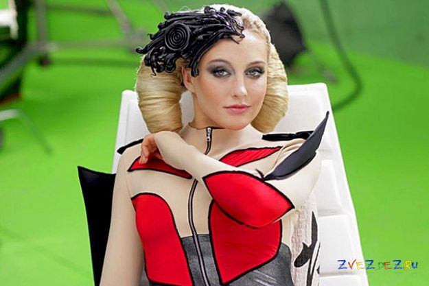 Ева Бушмина призналась, что носит подделки брендов