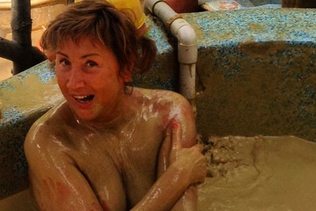 Лариса Копенкина засветила грязную грудь