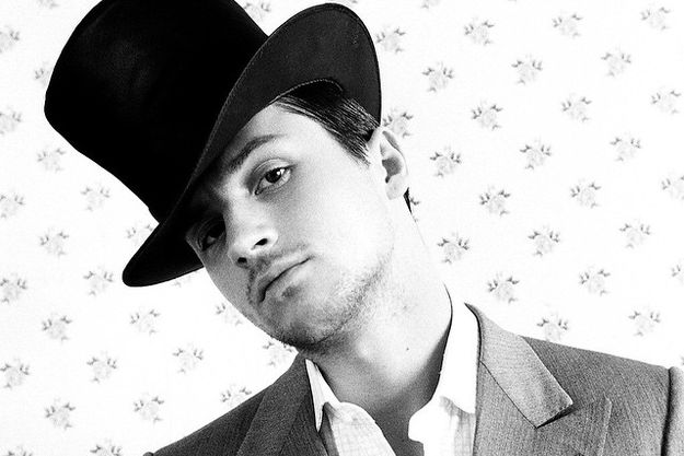 Сергей Лазарев показал старые эксклюзивные снимки