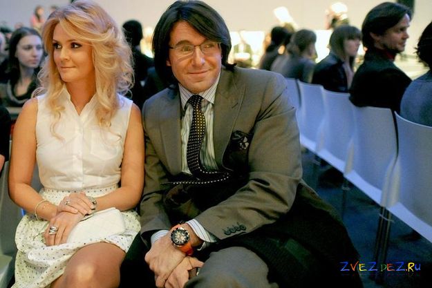 Жена Андрея Малахова отрицает свою беременность