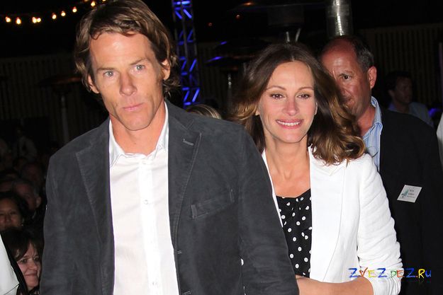 Брак Джулии Робертс под угрозой раскола