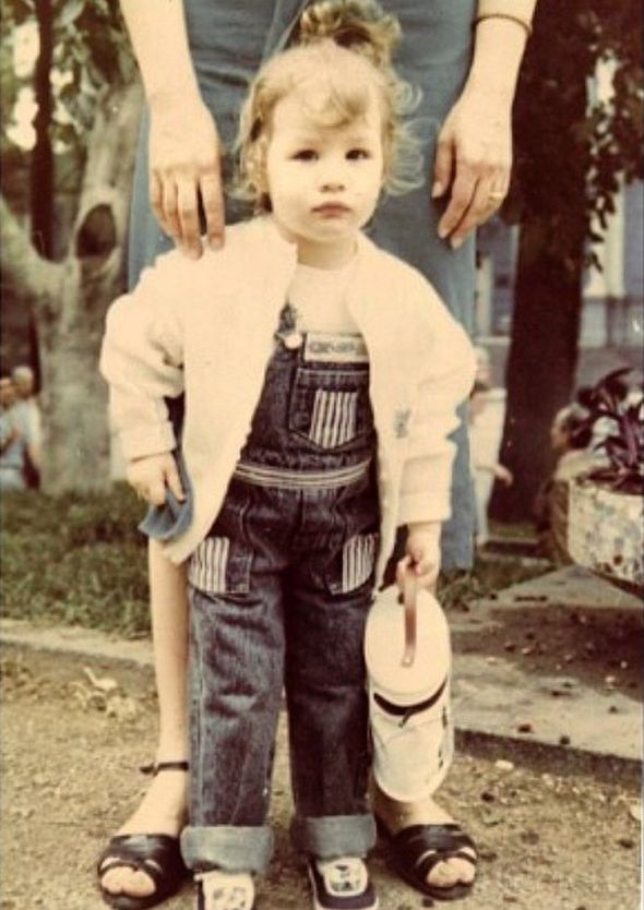 Кэти Топурия