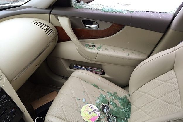 Алене Водонаевой разбили новую машину