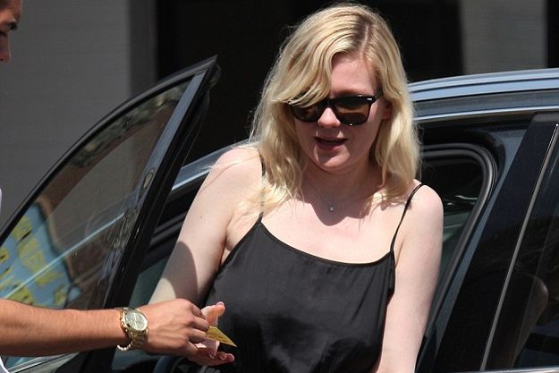 Кирстен Данст беременна?