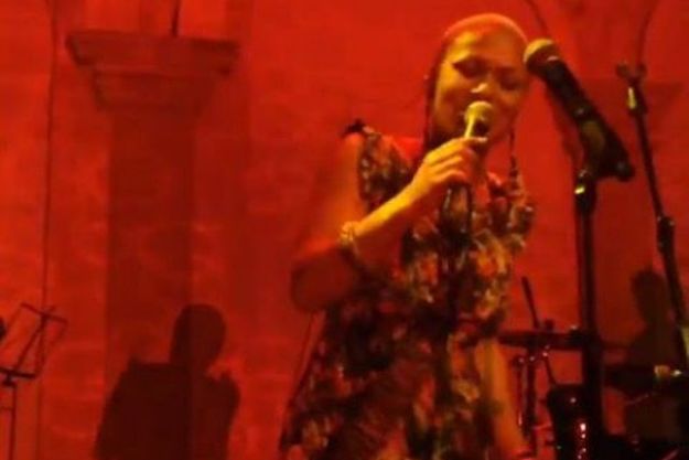 Лысая Гайтана шокировала зрителей