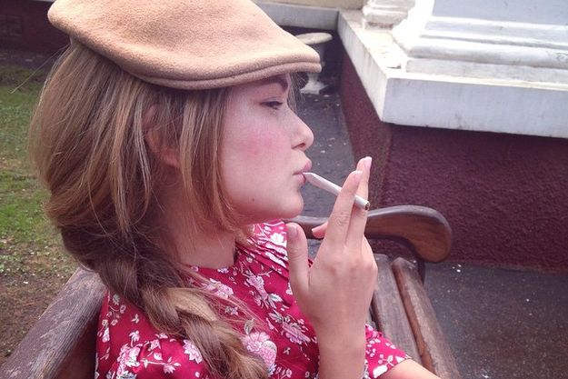 Дочь Дмитрия Маликова сфотографировалась с папиросой во рту