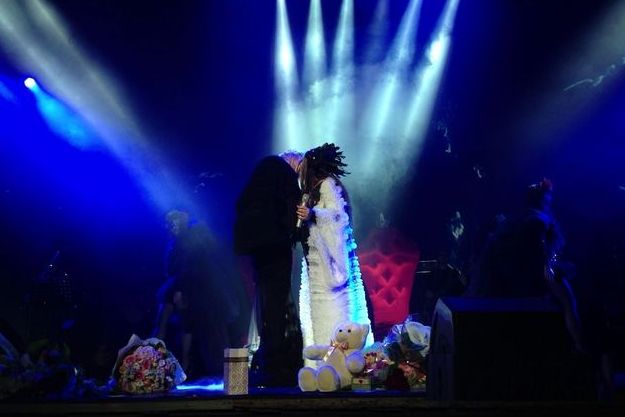 Ирина Билык с Натальей Могилевской целовались перед переполненным залом