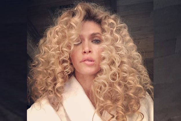 Вера Брежнева похвасталась новой прической