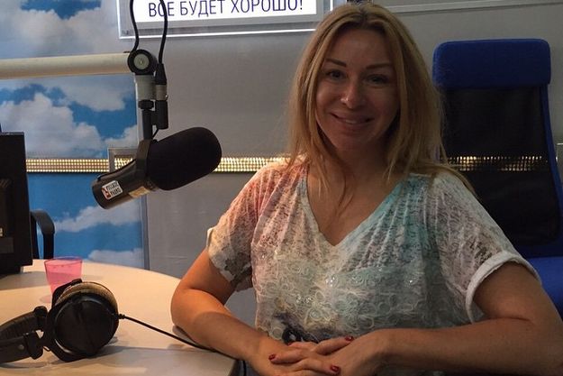 Поклонники не узнали на фото Алену Апину