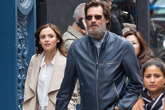 Джима Керри застукали с новой подружкой