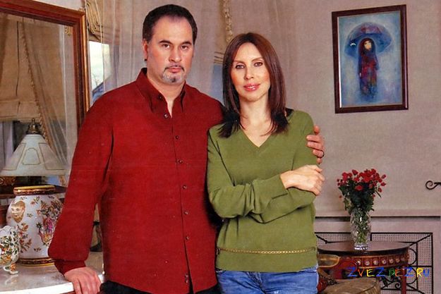 Валерий Меладзе ради дочерей помирился с бывшей женой