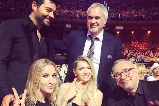 Вера Брежнева на премии RU TV засветилась вместе с Константином Меладзе