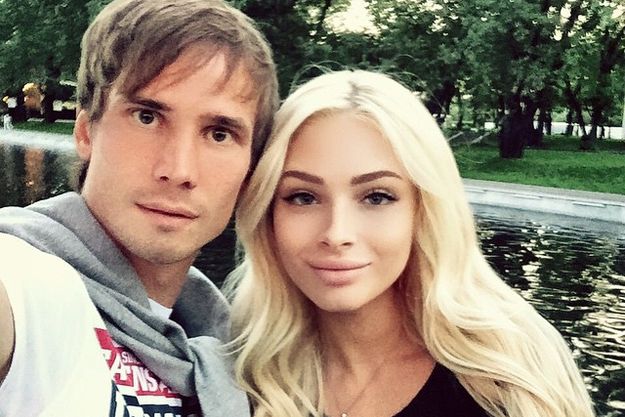 Антон Шунин показал совместное фото с Аленой Шишковой