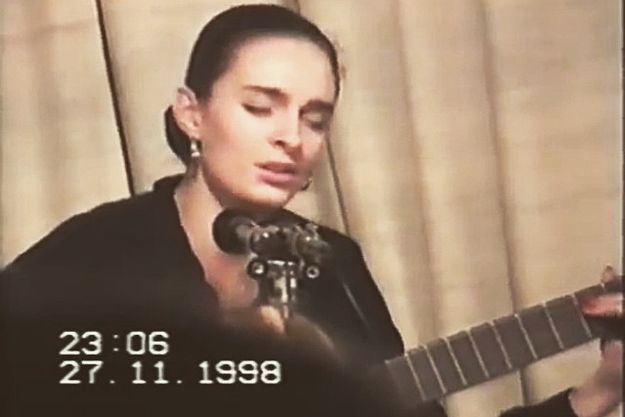 На Елену Ваенгу нахлынула депрессия