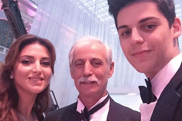 Певица Жасмин показала семейное селфи