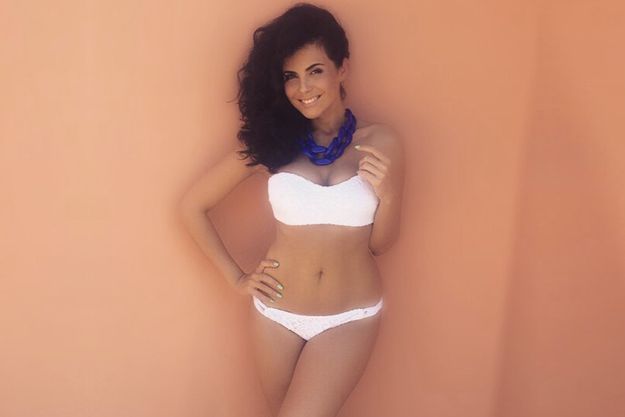 Настя Каменских показала постройневшую фигуру в бикини