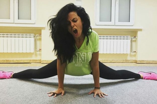 Настя Каменских продемонстрировала жесткую растяжку