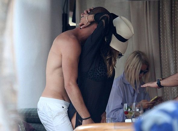 Николь Шерзингер и Пайтим Касами