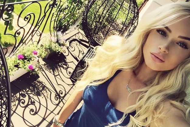 У Алены Шишковой «уплыла» силиконовая грудь