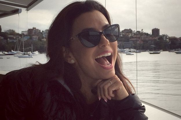 Ева Лонгория отрицает свою помолвку с Хосе Бастоном