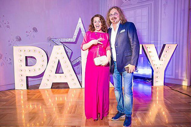 Игорь Николаев не скрывает беременность жены