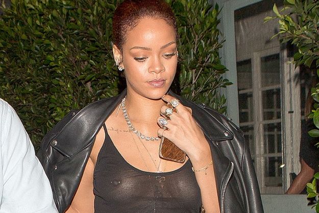 Рианна продублировала выход Ким Кардашьян без нижнего белья