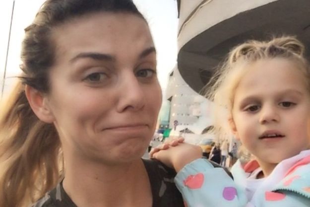 Анна Седокова показала себя без макияжа