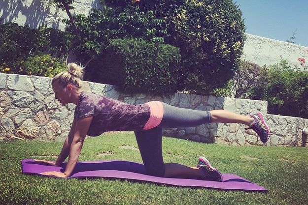 Анна Семенович показала похудевшую фигуру