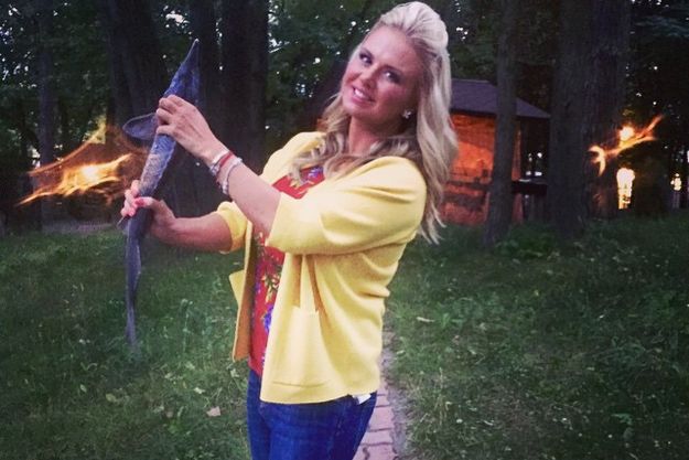 Анна Семенович похвасталась уловом