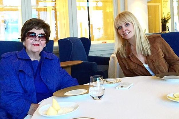 Валерия показала фотографию с мамой