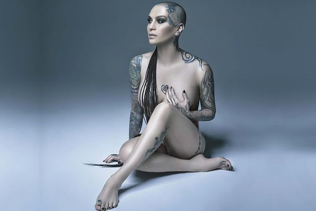 Наргиз Закирова обнажилась перед камерами