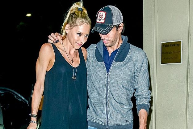 Энрике Иглесиас пригласил Анну Куриникову на романтический ужин