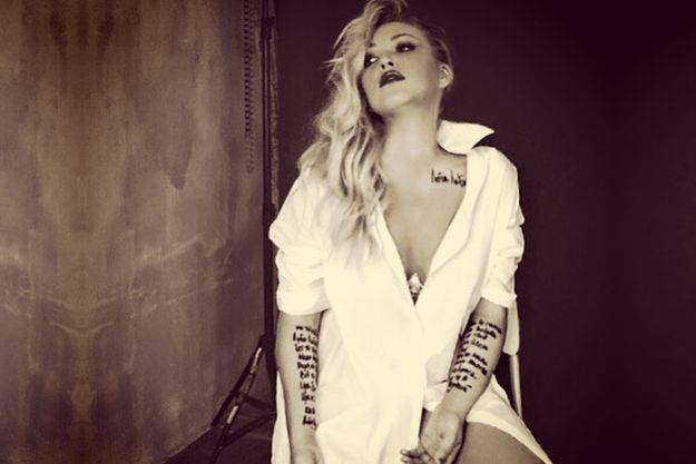 Полуобнаженную Ирину Дубцову сравнили с Мадонной