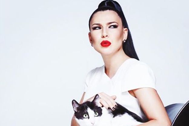 Певица Ёлка любит материться