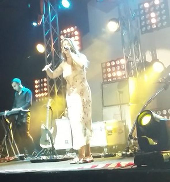 Тина Кароль