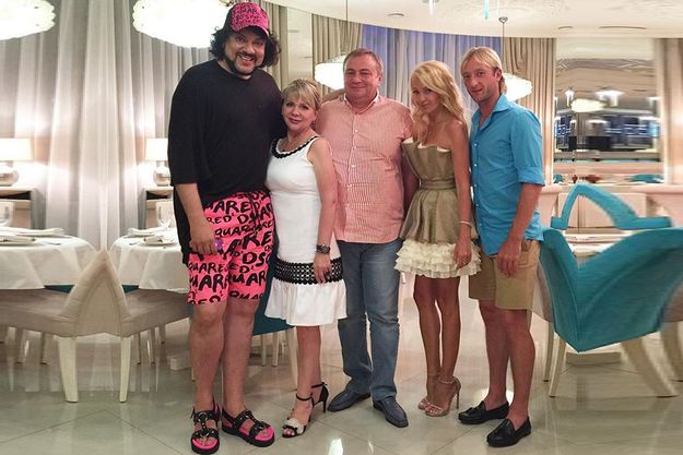 Филипп Киркоров насмешил розовыми шортами