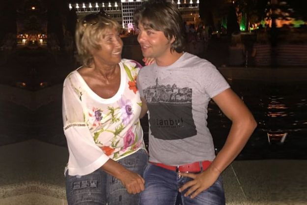 Лариса Копенкина показала юного любовника