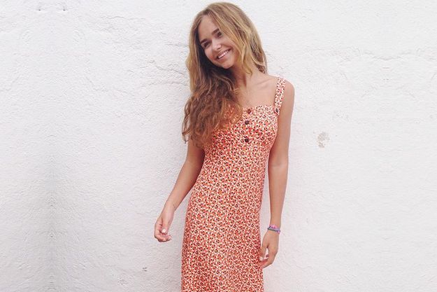 Дочь Маликова похвасталась осиной талией