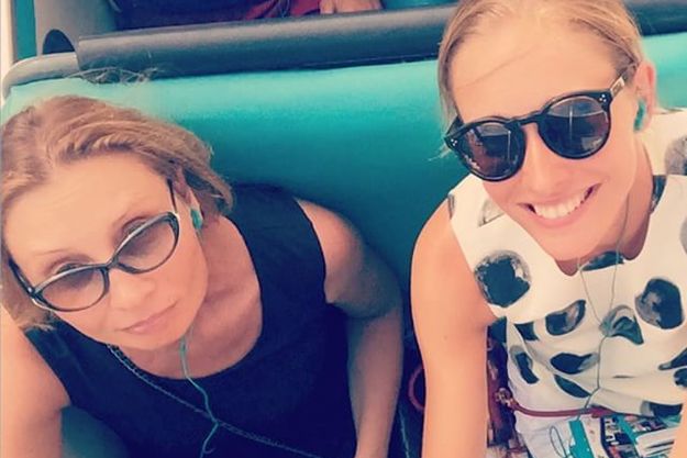 Катя Осадчая показала селфи со своей мамой