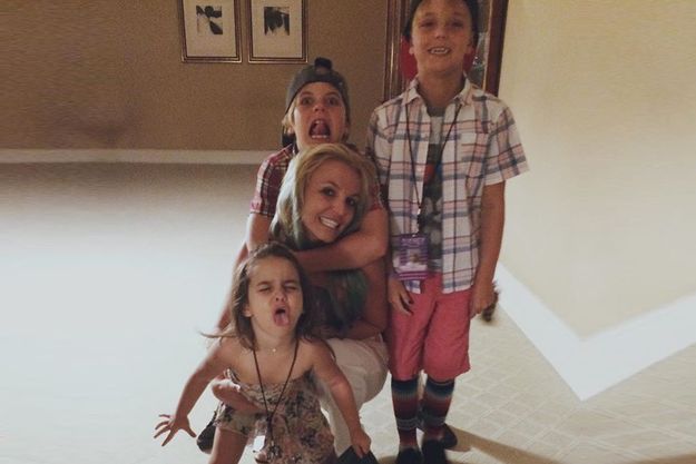 Бритни Спирс подшутила над Майли Сайрус