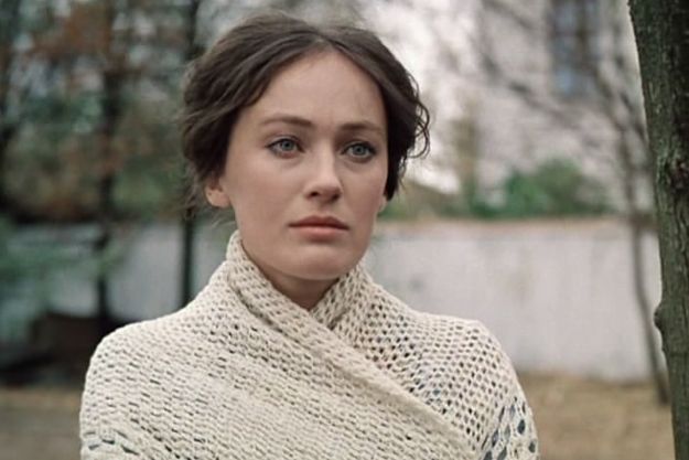 Лариса Гузеева рассказала, как едва не стала алкоголиком