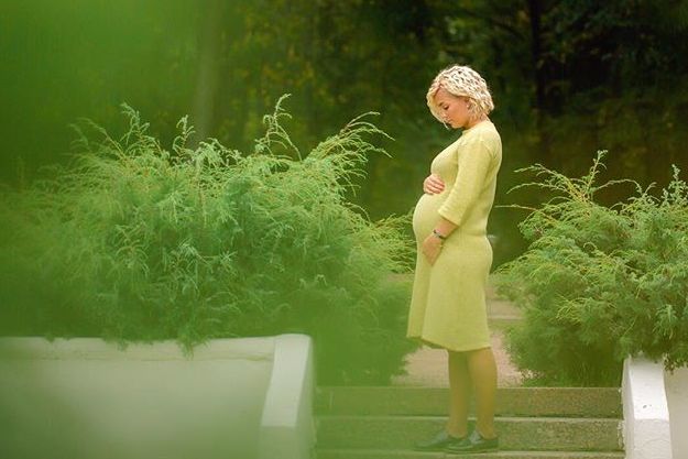 Стас Костюшкин показал снимок беременной жены