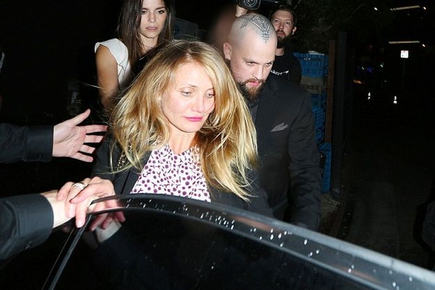 Пьяная Кэмерон Диаз упала, покидая ночной клуб